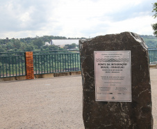 O governador Carlos Massa Ratinho Junior recebe  em Foz do Iguaçu, o presidente Jair Bolsonaro e o presidente do Paraguai Mario Abdo Benítez para o lançamento da pedra fundamental da segunda ponte entre Brasil e Paraguai, em cerimônia  no Marco das Três Fronteiras, nesta sexta-feira (10).   Foz do Iguaçu, 10/05/2019 -  Foto: Geraldo Bubniak/ANPr