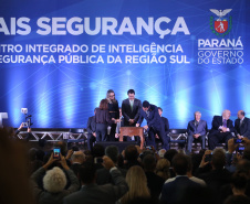 O governador Carlos Massa Ratinho Junior destacou nesta sexta-feira (10) que as forças de segurança do Paraná conseguiram reduzir em 32% o número de homicídios nos primeiros 120 dias deste ano, na comparação com o mesmo quadrimestre do ano passado
