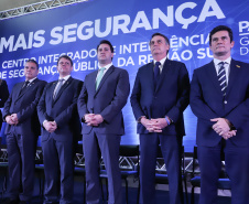 O governador Carlos Massa Ratinho Junior destacou nesta sexta-feira (10) que as forças de segurança do Paraná conseguiram reduzir em 32% o número de homicídios nos primeiros 120 dias deste ano, na comparação com o mesmo quadrimestre do ano passado