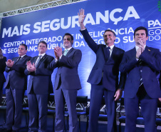 O governador Carlos Massa Ratinho Junior destacou nesta sexta-feira (10) que as forças de segurança do Paraná conseguiram reduzir em 32% o número de homicídios nos primeiros 120 dias deste ano, na comparação com o mesmo quadrimestre do ano passado