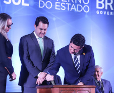 O governador Carlos Massa Ratinho Junior destacou nesta sexta-feira (10) que as forças de segurança do Paraná conseguiram reduzir em 32% o número de homicídios nos primeiros 120 dias deste ano, na comparação com o mesmo quadrimestre do ano passado