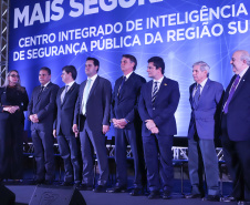 O governador Carlos Massa Ratinho Junior destacou nesta sexta-feira (10) que as forças de segurança do Paraná conseguiram reduzir em 32% o número de homicídios nos primeiros 120 dias deste ano, na comparação com o mesmo quadrimestre do ano passado