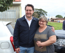 O governador Carlos Massa Ratinho Junior esteve nesta quarta-feira (15) em Campo Mourão e confirmou recursos para obras de infraestrutura urbana e compra de veículos, máquinas e equipamentos para 12 municípios do Noroeste do Paraná. Ele autorizou as licitações e homologações dos projetos da Secretaria de Estado do Desenvolvimento Urbano e Obras Públicas. Os investimentos somam R$ 8 milhões. Foto: Rodrigo Felix Leal/ANPr