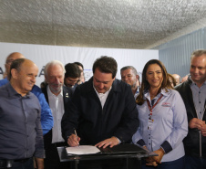 O governador Carlos Massa Ratinho Junior destacou, no ato de transferência da sede da administração estadual para Maringá, no Noroeste do Paraná, que a iniciativa visa atender as demandas da região e tornar o Governo mais acessível para a população. O município irá sediar o Poder Executivo até sexta-feira (17). Foto: Gilson Abreu/ANPr