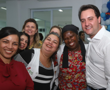  O governador Carlos Massa Ratinho Junior também inaugurou nesta quinta-feira (16) o CMEI José Prestes Neto, no Jardim Alvorada, em Maringá. O prédio de 3 mil metros quadrados tem capacidade para até 500 alunos do berçário ao 5° ano.Foto Rodrigo Felix Leal/ANPr