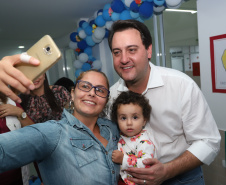  O governador Carlos Massa Ratinho Junior também inaugurou nesta quinta-feira (16) o CMEI José Prestes Neto, no Jardim Alvorada, em Maringá. O prédio de 3 mil metros quadrados tem capacidade para até 500 alunos do berçário ao 5° ano.Foto Rodrigo Felix Leal/ANPr