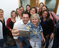  O governador Carlos Massa Ratinho Junior também inaugurou nesta quinta-feira (16) o CMEI José Prestes Neto, no Jardim Alvorada, em Maringá. O prédio de 3 mil metros quadrados tem capacidade para até 500 alunos do berçário ao 5° ano.Foto Rodrigo Felix Leal/ANPr