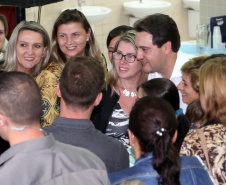  O governador Carlos Massa Ratinho Junior também inaugurou nesta quinta-feira (16) o CMEI José Prestes Neto, no Jardim Alvorada, em Maringá. O prédio de 3 mil metros quadrados tem capacidade para até 500 alunos do berçário ao 5° ano.Foto Gilson Abreu/ANPr