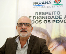 Governo do Paraná cria superintendência de Diálogo e Interação Social.Responsável pela gestão da nova superintendência, Mauro Rockembach explica que a intenção da pasta é deixar a passividade que marcou a política social durante anos no Estado e buscar diretamente nos focos de necessidade projetos que possam ser viabilizados pelo governo. Foto: Jaelson Lucas/ANPr