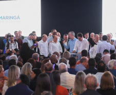 O Governo do Paraná concluiu nesta sexta-feira (17) a agenda em Maringá com a confirmação de R$ 41 milhões para ações e investimentos em 40 municípios da região Noroeste. O governador Carlos Massa Ratinho Junior recebeu prefeitos na 47ª Expoingá, no Parque Internacional de Exposições Francisco Feio Ribeiro. O encontro fez parte das ações em Maringá como sede administrativa do governo estadual. Foto:José Fernando Ogura/ANPr
