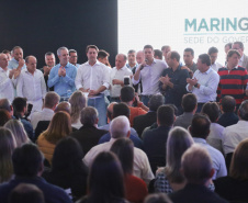 O Governo do Paraná concluiu nesta sexta-feira (17) a agenda em Maringá com a confirmação de R$ 41 milhões para ações e investimentos em 40 municípios da região Noroeste. O governador Carlos Massa Ratinho Junior recebeu prefeitos na 47ª Expoingá, no Parque Internacional de Exposições Francisco Feio Ribeiro. O encontro fez parte das ações em Maringá como sede administrativa do governo estadual. Foto:José Fernando Ogura/ANPr