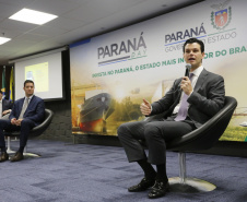 Programa de concessões na área da infraestrutura, projetos de parcerias público-privadas e um ambiente propício para negócios tornam o Paraná o Estado atrativo para investidores. A avaliação é do governador Carlos Massa Ratinho Junior, que abriu nesta terça-feira (21) a segunda edição do Paraná Day. Foto: Arnaldo Alves/ANPr