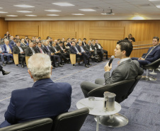 Programa de concessões na área da infraestrutura, projetos de parcerias público-privadas e um ambiente propício para negócios tornam o Paraná o Estado atrativo para investidores. A avaliação é do governador Carlos Massa Ratinho Junior, que abriu nesta terça-feira (21) a segunda edição do Paraná Day. Foto: Arnaldo Alves/ANPr