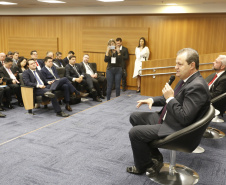 Programa de concessões na área da infraestrutura, projetos de parcerias público-privadas e um ambiente propício para negócios tornam o Paraná o Estado atrativo para investidores. A avaliação é do governador Carlos Massa Ratinho Junior, que abriu nesta terça-feira (21) a segunda edição do Paraná Day. Foto: Arnaldo Alves/ANPr