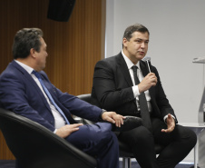 Programa de concessões na área da infraestrutura, projetos de parcerias público-privadas e um ambiente propício para negócios tornam o Paraná o Estado atrativo para investidores. A avaliação é do governador Carlos Massa Ratinho Junior, que abriu nesta terça-feira (21) a segunda edição do Paraná Day. Foto: Arnaldo Alves/ANPr