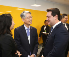 Programa de concessões na área da infraestrutura, projetos de parcerias público-privadas e um ambiente propício para negócios tornam o Paraná o Estado atrativo para investidores. A avaliação é do governador Carlos Massa Ratinho Junior, que abriu nesta terça-feira (21) a segunda edição do Paraná Day.Foto: Rodrigo Felix Leal/ANPr