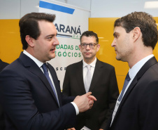 Programa de concessões na área da infraestrutura, projetos de parcerias público-privadas e um ambiente propício para negócios tornam o Paraná o Estado atrativo para investidores. A avaliação é do governador Carlos Massa Ratinho Junior, que abriu nesta terça-feira (21) a segunda edição do Paraná Day.Foto: Rodrigo Felix Leal/ANPr