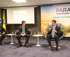 Programa de concessões na área da infraestrutura, projetos de parcerias público-privadas e um ambiente propício para negócios tornam o Paraná o Estado atrativo para investidores. A avaliação é do governador Carlos Massa Ratinho Junior, que abriu nesta terça-feira (21) a segunda edição do Paraná Day.Foto: Rodrigo Felix Leal/ANPr