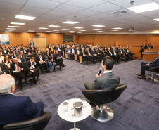 Programa de concessões na área da infraestrutura, projetos de parcerias público-privadas e um ambiente propício para negócios tornam o Paraná o Estado atrativo para investidores. A avaliação é do governador Carlos Massa Ratinho Junior, que abriu nesta terça-feira (21) a segunda edição do Paraná Day.Foto: Rodrigo Felix Leal/ANPr