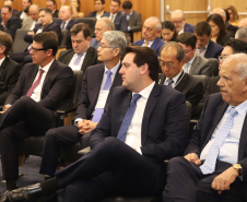 Programa de concessões na área da infraestrutura, projetos de parcerias público-privadas e um ambiente propício para negócios tornam o Paraná o Estado atrativo para investidores. A avaliação é do governador Carlos Massa Ratinho Junior, que abriu nesta terça-feira (21) a segunda edição do Paraná Day.Foto: Rodrigo Felix Leal/ANPr