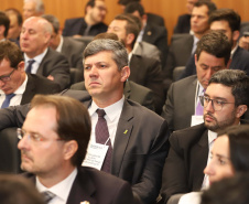 Programa de concessões na área da infraestrutura, projetos de parcerias público-privadas e um ambiente propício para negócios tornam o Paraná o Estado atrativo para investidores. A avaliação é do governador Carlos Massa Ratinho Junior, que abriu nesta terça-feira (21) a segunda edição do Paraná Day.Foto: Rodrigo Felix Leal/ANPr