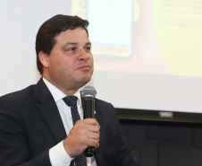 Programa de concessões na área da infraestrutura, projetos de parcerias público-privadas e um ambiente propício para negócios tornam o Paraná o Estado atrativo para investidores. A avaliação é do governador Carlos Massa Ratinho Junior, que abriu nesta terça-feira (21) a segunda edição do Paraná Day.Foto: Rodrigo Felix Leal/ANPr