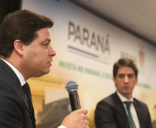 Programa de concessões na área da infraestrutura, projetos de parcerias público-privadas e um ambiente propício para negócios tornam o Paraná o Estado atrativo para investidores. A avaliação é do governador Carlos Massa Ratinho Junior, que abriu nesta terça-feira (21) a segunda edição do Paraná Day.Foto: Rodrigo Felix Leal/ANPr