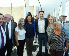 O governador Carlos Massa Ratinho Junior disse nesta quarta-feira (22), no lançamento oficial da Superintendência Geral de Diálogo e Interação Social (Sudis), que o Governo do Paraná está aberto ao diálogo e vai trabalhar diariamente para atender as demandas de todos os setores da sociedade, principalmente dos mais necessitados, em respeito ao compromisso com a construção de um Estado moderno e protetivo.Foto: Rodrigo Felix Leal/ANPr