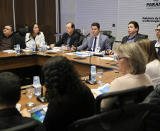 Chefes de 42 núcleos regionais do Governo do Estado das cidades de Londrina, Cornélio Procópio e Jacarezinho participaram nesta quarta-feira (22) de uma reunião com o governador Carlos Massa Ratinho Junior no Palácio Iguaçu, em Curitiba