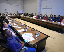 Chefes de 42 núcleos regionais do Governo do Estado das cidades de Londrina, Cornélio Procópio e Jacarezinho participaram nesta quarta-feira (22) de uma reunião com o governador Carlos Massa Ratinho Junior no Palácio Iguaçu, em Curitiba