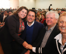 O governador Carlos Massa Ratinho Junior e o presidente da Copel, Daniel Pimentel Slaviero, anunciam nesta sexta-feira (24) os investimentos da Companhia na região Oeste do Paraná para os próximos três anos. Foto: Rodrigo Felix Leal/ANPr
