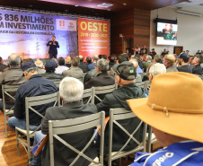 O governador Carlos Massa Ratinho Junior e o presidente da Copel, Daniel Pimentel Slaviero, anunciam nesta sexta-feira (24) os investimentos da Companhia na região Oeste do Paraná para os próximos três anos. Foto: Rodrigo Felix Leal/ANPr