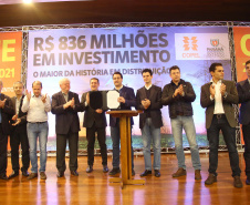 O governador Carlos Massa Ratinho Junior e o presidente da Copel, Daniel Pimentel Slaviero, anunciaram nesta sexta-feira (24) os investimentos da Companhia na região Oeste do Paraná para os próximos três anos. Foto: Jaelson Lucas/ANPr