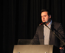 O governador Carlos Massa Ratinho Junior lançou nesta terça-feira (4) a campanha Junho - Paraná sem Drogas, que dedica o mês à ações de conscientização e prevenção ao uso de entorpecentes.   -  Curitiba, 04/06/2019  -  Foto: Rodrigo Felix Leal/ANPr
