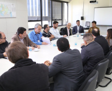 Administração orienta usuários sobre pagamento direto às oficinas. A Secretaria de Estado da Administração e da Previdência reuniu nesta terça-feira (04) representantes das secretarias responsáveis pela maior parte da frota oficial do Estado.   -  Curitiba, 04/06/2019  -  Foto: José Fernando Ogura/ANPr