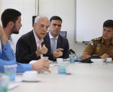 Administração orienta usuários sobre pagamento direto às oficinas. A Secretaria de Estado da Administração e da Previdência reuniu nesta terça-feira (04) representantes das secretarias responsáveis pela maior parte da frota oficial do Estado.   -  Curitiba, 04/06/2019  -  Foto: José Fernando Ogura/ANPr