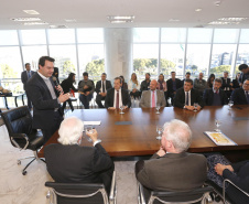 O governador Carlos Massa Ratinho Junior libera recursos para bolsas de pesquisa e extensão, para pesquisadores das universidades e institutos de pesquisa do Paraná.Curitiba, 04-06-19.Foto: Arnaldo Alves/ANPr