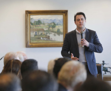 O governador Carlos Massa Ratinho Junior libera recursos para bolsas de pesquisa e extensão, para pesquisadores das universidades e institutos de pesquisa do Paraná.Curitiba, 04-06-19.Foto: Arnaldo Alves/ANPr