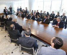 O governador Carlos Massa Ratinho Junior libera recursos para bolsas de pesquisa e extensão, para pesquisadores das universidades e institutos de pesquisa do Paraná.Curitiba, 04-06-19.Foto: Arnaldo Alves/ANPr