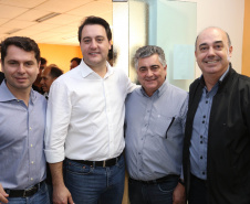 Os municípios de Pitanga, Goioxim, Guarapuava, Roncador, Campina do Simão e Cândido de Abreu, na região central do Paraná, vão investir R$ 2,3 milhões em obras e ações de melhoria em outras áreas. Os recursos são do Governo do Estado e foram confirmados pelo governador Carlos Massa Ratinho Junior nesta sexta-feira (7), em encontro com prefeitos na Associação dos Municípios do Centro do Paraná (AMOCENTRO), em Pitanga.  Foto: José Fernando Ogura/ANPr