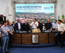 Governador Carlos Massa Ratinho Junior se reúne em Irati com os prefeitos do Centro-Sul do Paraná, e repassa recursos para investimentos em diversos municípios da região. O secretário do Desenvolvimento Urbano e Obras Públicas, João Carlos Ortega, também participa do encontro.  -  Irati, 07/06/2019  -  Foto: Geraldo Bubniak/ANPr