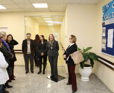 A Secretaria de Estado da Saúde e o Hospital do Trabalhador (HT) apresentaram a profissionais e entidades de classe a proposta de incorporação do Centro Hospitalar de Reabilitação Ana Carolina Moura Xavier (CHR) ao HT. A ideia é otimizar os recursos disponíveis e sub-utilizados no Centro de Reabilitação e complementar a assistência já oferecida pelo HT.  Foto: Clevis Massolla/SESA
