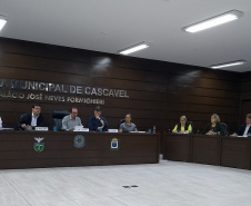 A nova captação de água no Rio São José em Cascavel foi tema de audiência pública na tarde de quinta-feira (13), na Câmara de Vereadores, com a participação do gerente geral da Sanepar, Renato Mayer Bueno. O evento foi proposto pelas comissões de Direito do Consumidor (CDC) e de Meio Ambiente (CMA) da Câmara.  -  Cascavel, 13/06/2019  -  Foto: Divulgação Sanepar