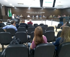 A nova captação de água no Rio São José em Cascavel foi tema de audiência pública na tarde de quinta-feira (13), na Câmara de Vereadores, com a participação do gerente geral da Sanepar, Renato Mayer Bueno. O evento foi proposto pelas comissões de Direito do Consumidor (CDC) e de Meio Ambiente (CMA) da Câmara.  -  Cascavel, 13/06/2019  -  Foto: Divulgação Sanepar