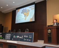 Vicente Loiácono Neto - Diretor de governança, risco e compliance da Copel,  durante I Simpósio de Combate à Corrupção na Administração Pública na Sede da OAB em Curitiba.  Curitiba, 14/06/2019 -  Foto: Geraldo Bubniak/ANPr