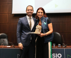 Painel 1: Instrumento Do Compliance Na Administração Pública com AndreaStrapasson,  Marcos Turbay, Phillip Gil França  e Rodrigo Pironti  durante I Simpósio de Combate à Corrupção na Administração Pública na Sede da OAB em Curitiba.  Curitiba, 14/06/2019 -  Foto: Geraldo Bubniak/ANPr
