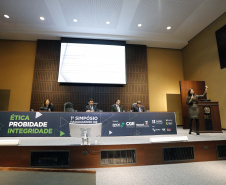 Simpósio: Ética, Probidade e Integridade. N/F: Juliana Oliveira Nascimento, Advogada e especialista em Compliance.Curitiba, 14-06-19.Foto: Arnaldo Alves / ANPr.
