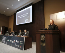 Simpósio: Ética, Probidade e Integridade. N/F: Letícia Sugai Rocha, diretora do IPACOM e consultora em Compliance.Curitiba, 14-06-19.Foto: Arnaldo Alves / ANPr.
