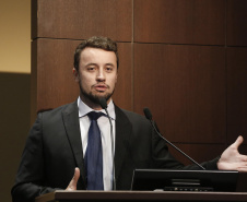 Simpósio: Ética, Probidade e Integridade. N/F: Diogo Castor de Mattos, procurador da República.Curitiba, 14-06-19.Foto: Arnaldo Alves / ANPr.