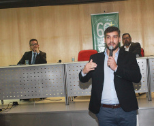 Sensibilizar a sociedade para o combate à violência contra pessoas idosas e pensar políticas públicas de promoção e proteção da pessoa idosa foram temas de um seminário em alusão ao 15 de Junho, Dia Mundial da Conscientização da Violência Contra a Pessoa Idosa